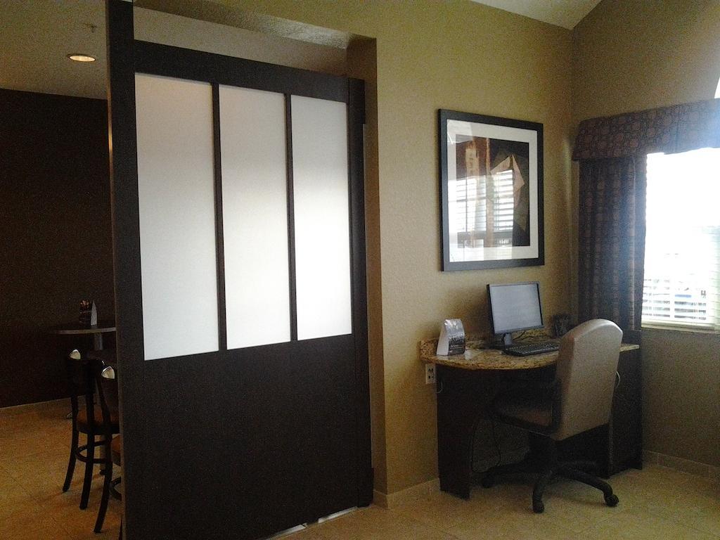 Microtel Inn & Suites Cotulla Extérieur photo